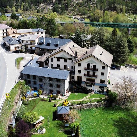 Meson De Castiello Guest House Кастиейо де Хака Екстериор снимка