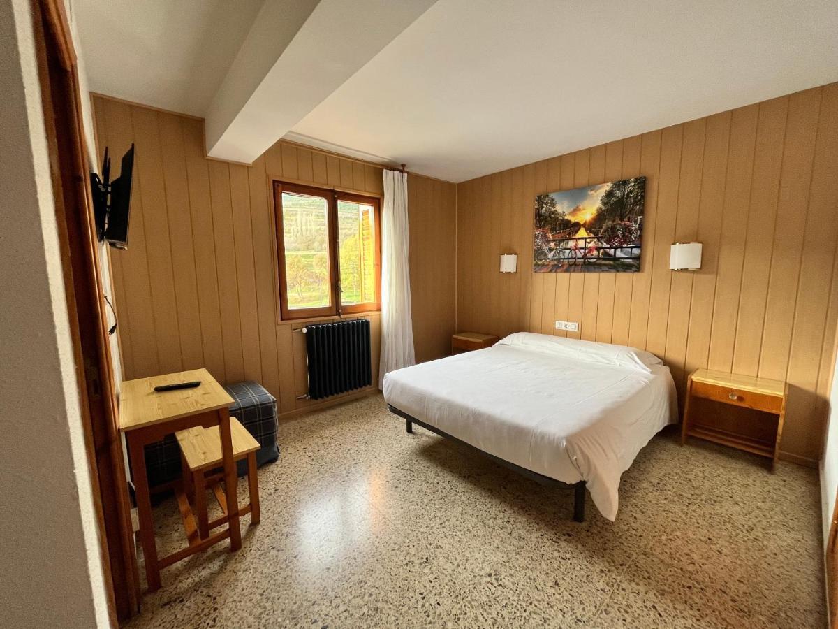 Meson De Castiello Guest House Кастиейо де Хака Екстериор снимка