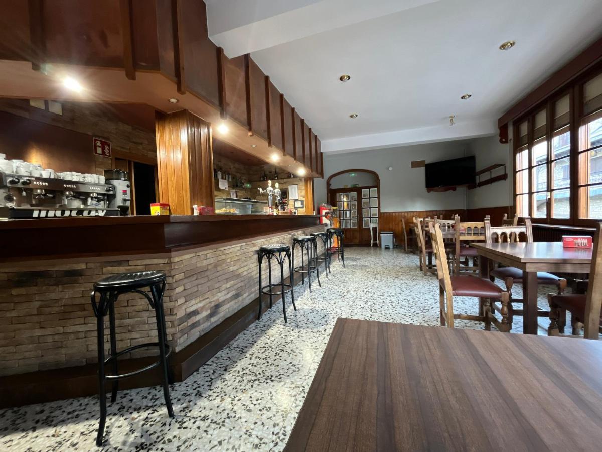Meson De Castiello Guest House Кастиейо де Хака Екстериор снимка