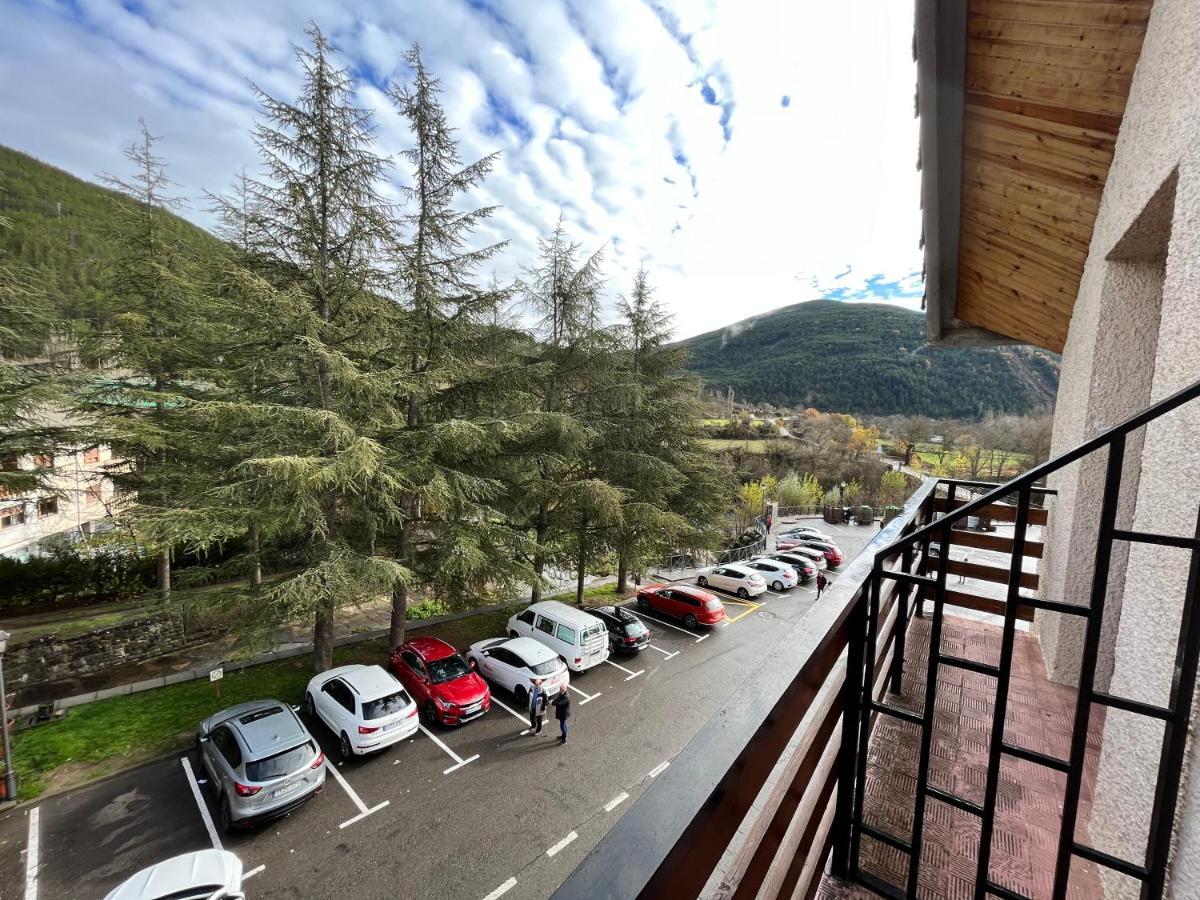 Meson De Castiello Guest House Кастиейо де Хака Екстериор снимка