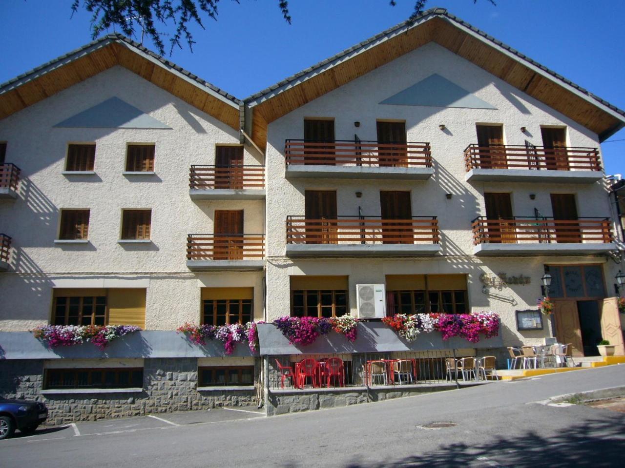 Meson De Castiello Guest House Кастиейо де Хака Екстериор снимка